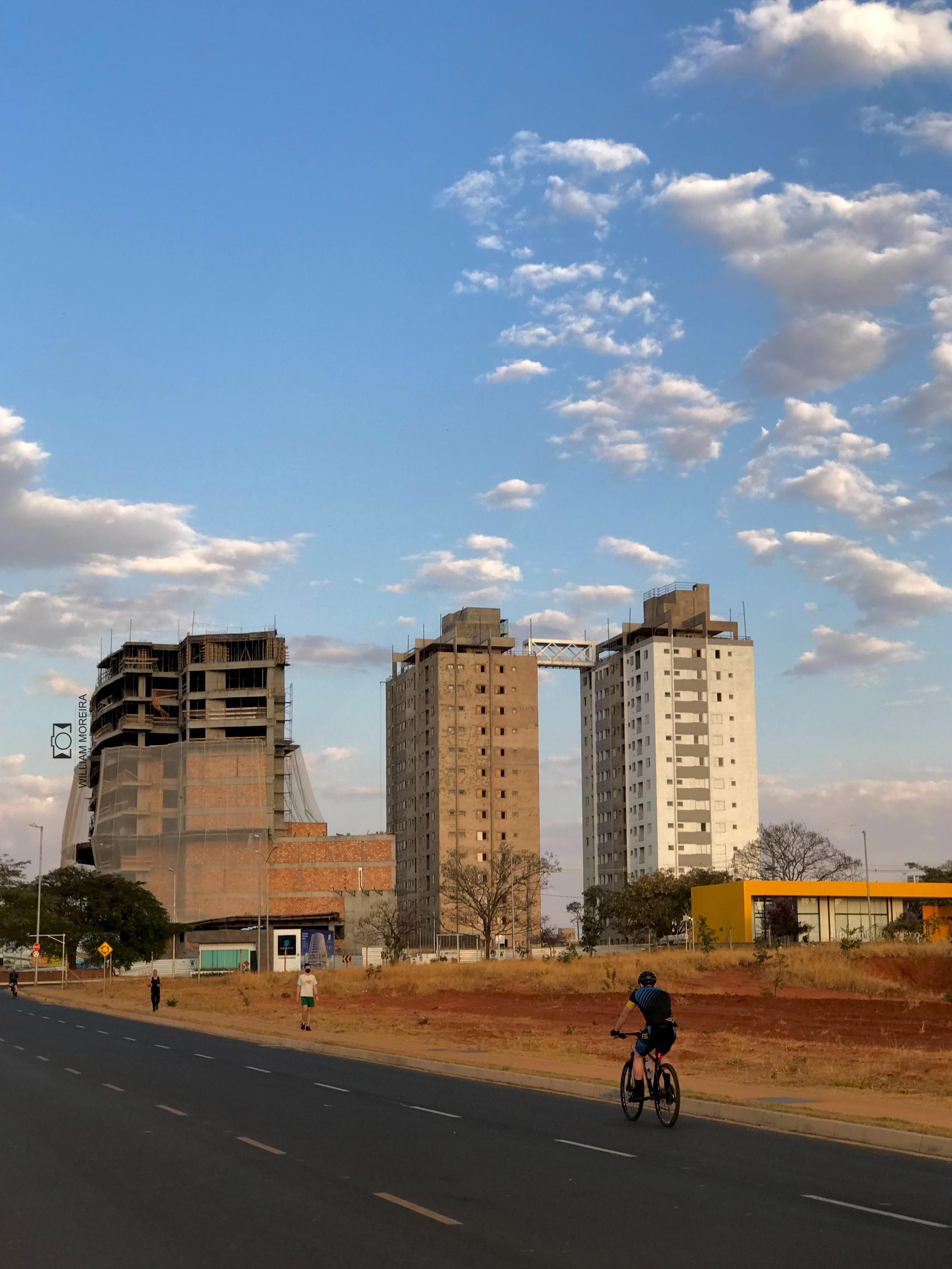 Torres residenciais novas na Granja Marileusa, zona leste de Uberlândia
